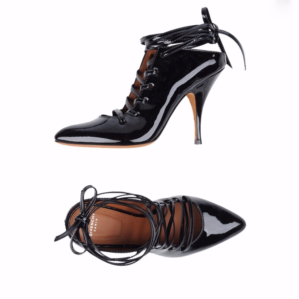 GIVENCHY PATENT LEATHER LACE UP HEELS PUMPS SIZE E